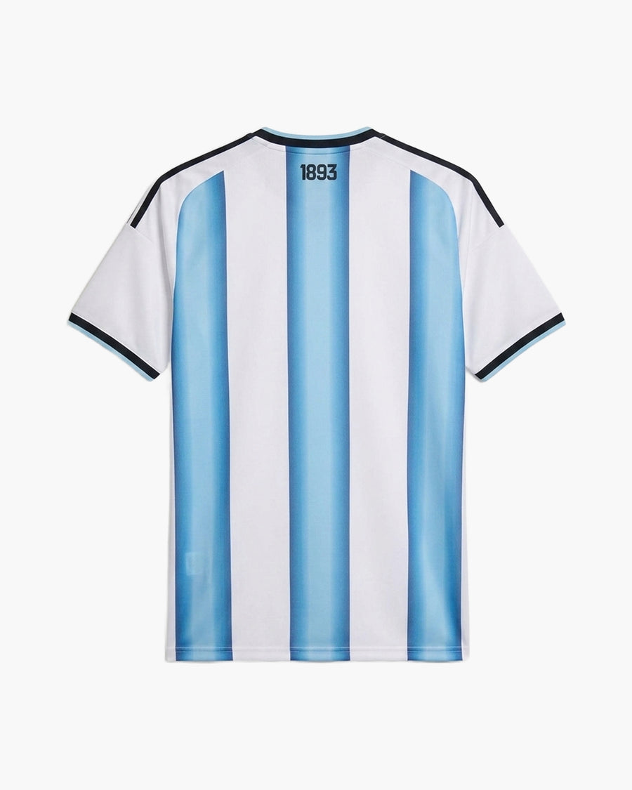 Argentina 2026 home football shirt in white and light blue, back view, blank for name and number — CRID