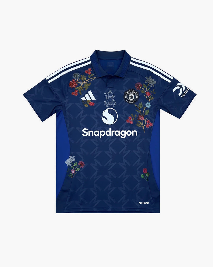 Manchester United hand-embroidered football shirt in navy / blue, front view — CRID